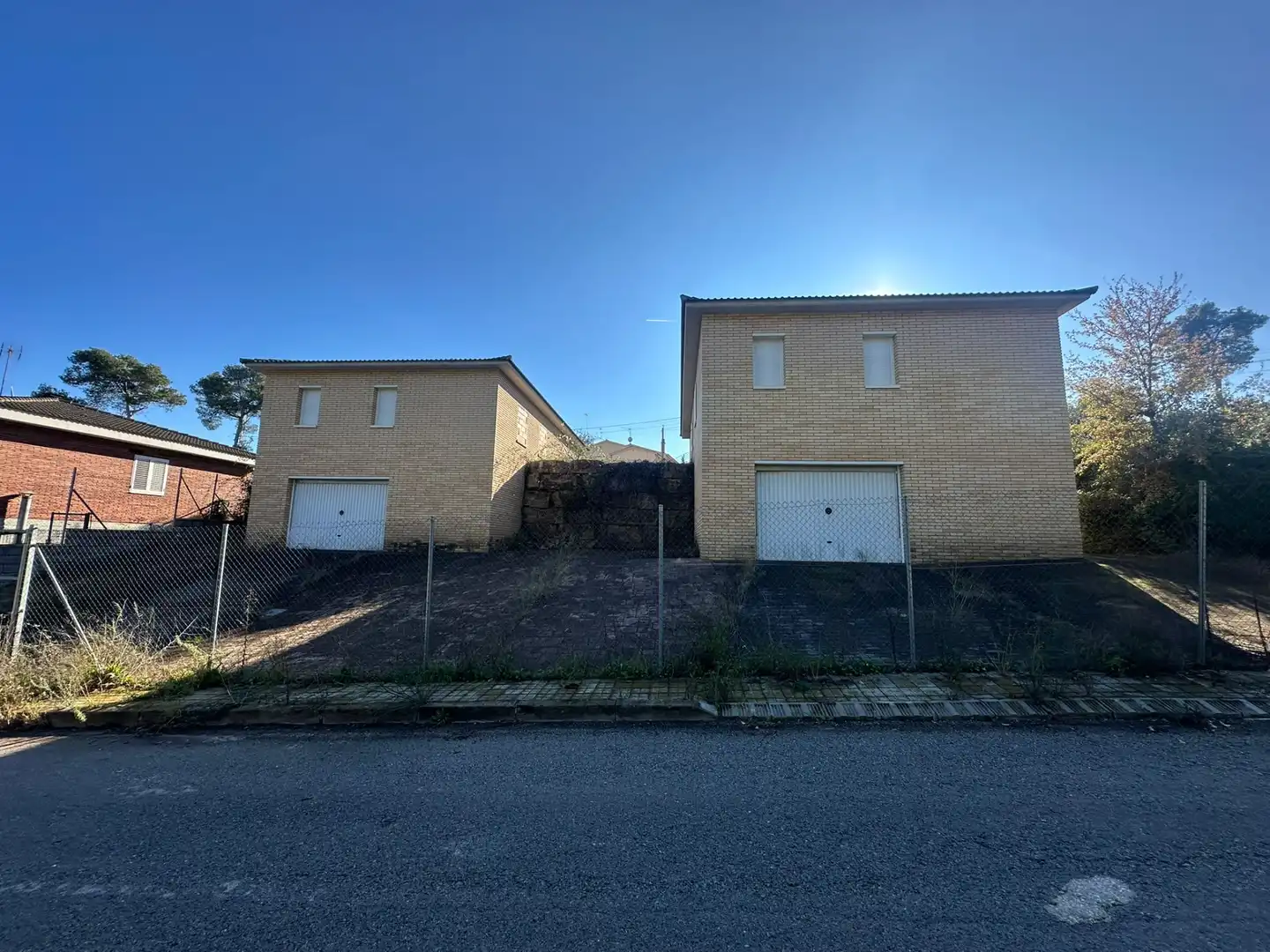 Vista exterior de Casa o xalet en venda en La Torre de Claramunt amb Alarma
