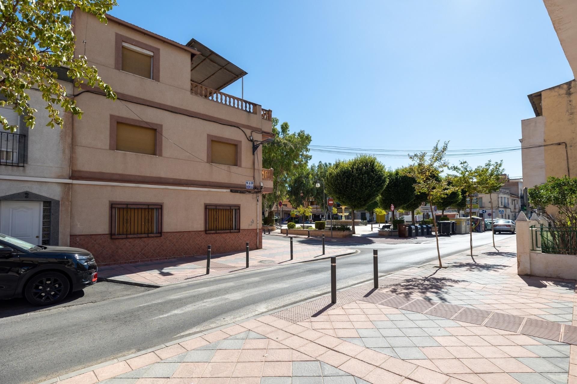 Vista exterior de Casa o xalet en venda en Churriana de la Vega amb Aire condicionat, Calefacció i Terrassa