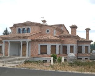 Vista exterior de Casa adosada en venda en Nuevo Baztán