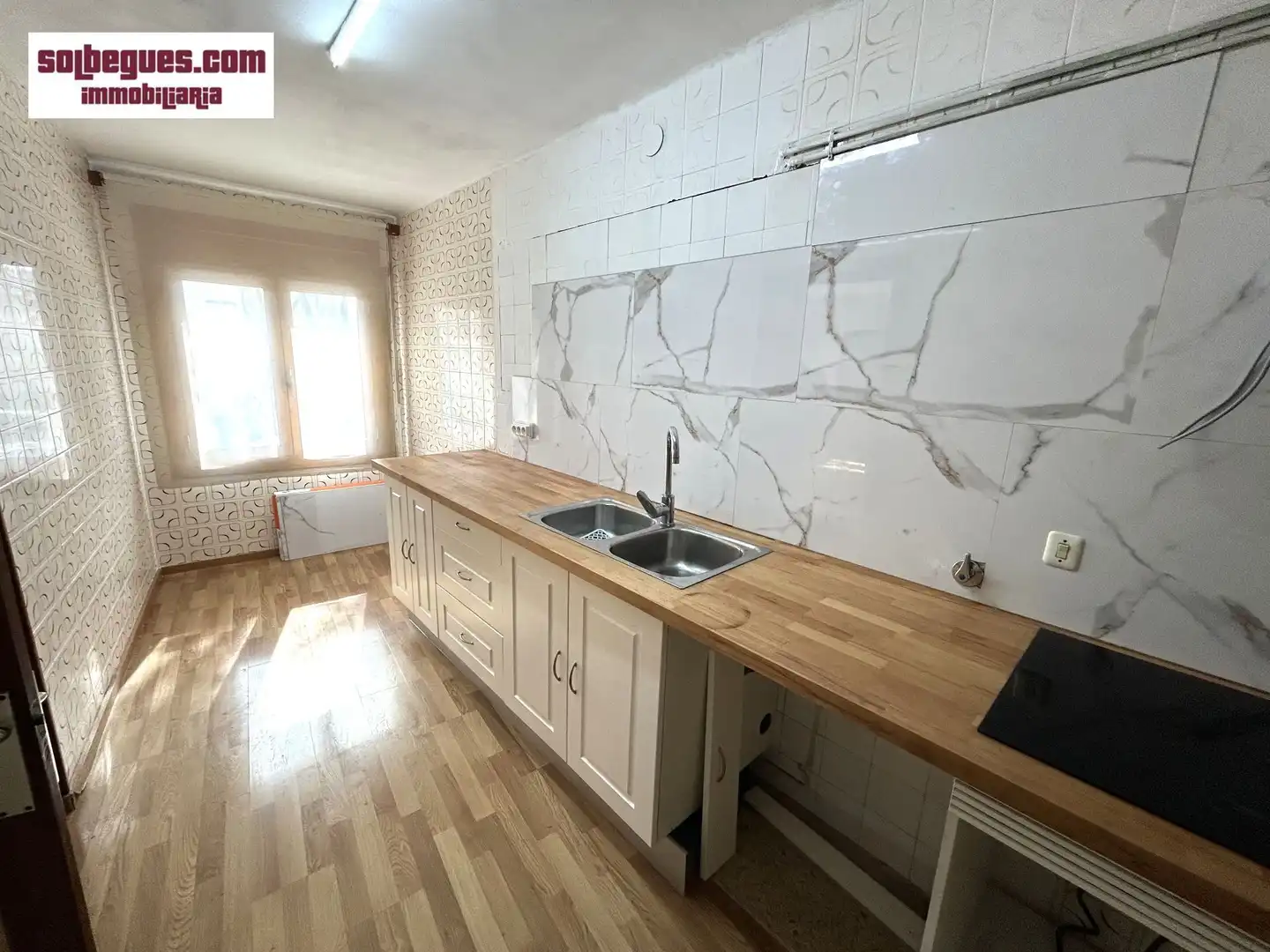 Kitchen of Flat for sale in Begues  with Heating