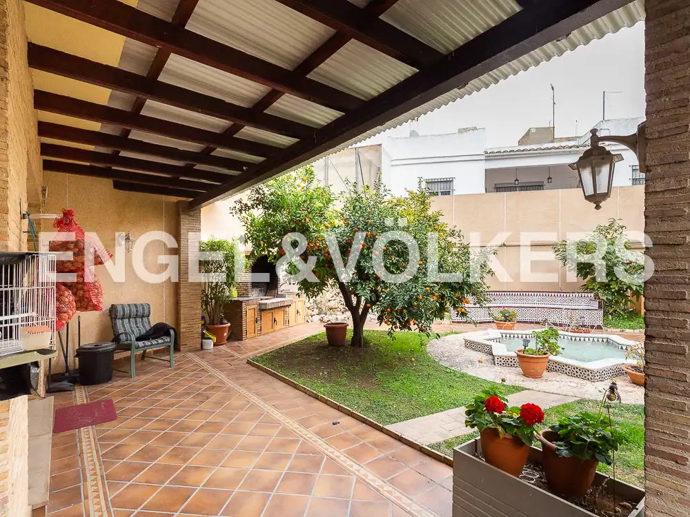 Terrassa de Casa o xalet en venda en Aldaia amb Aire condicionat, Calefacció i Jardí privat