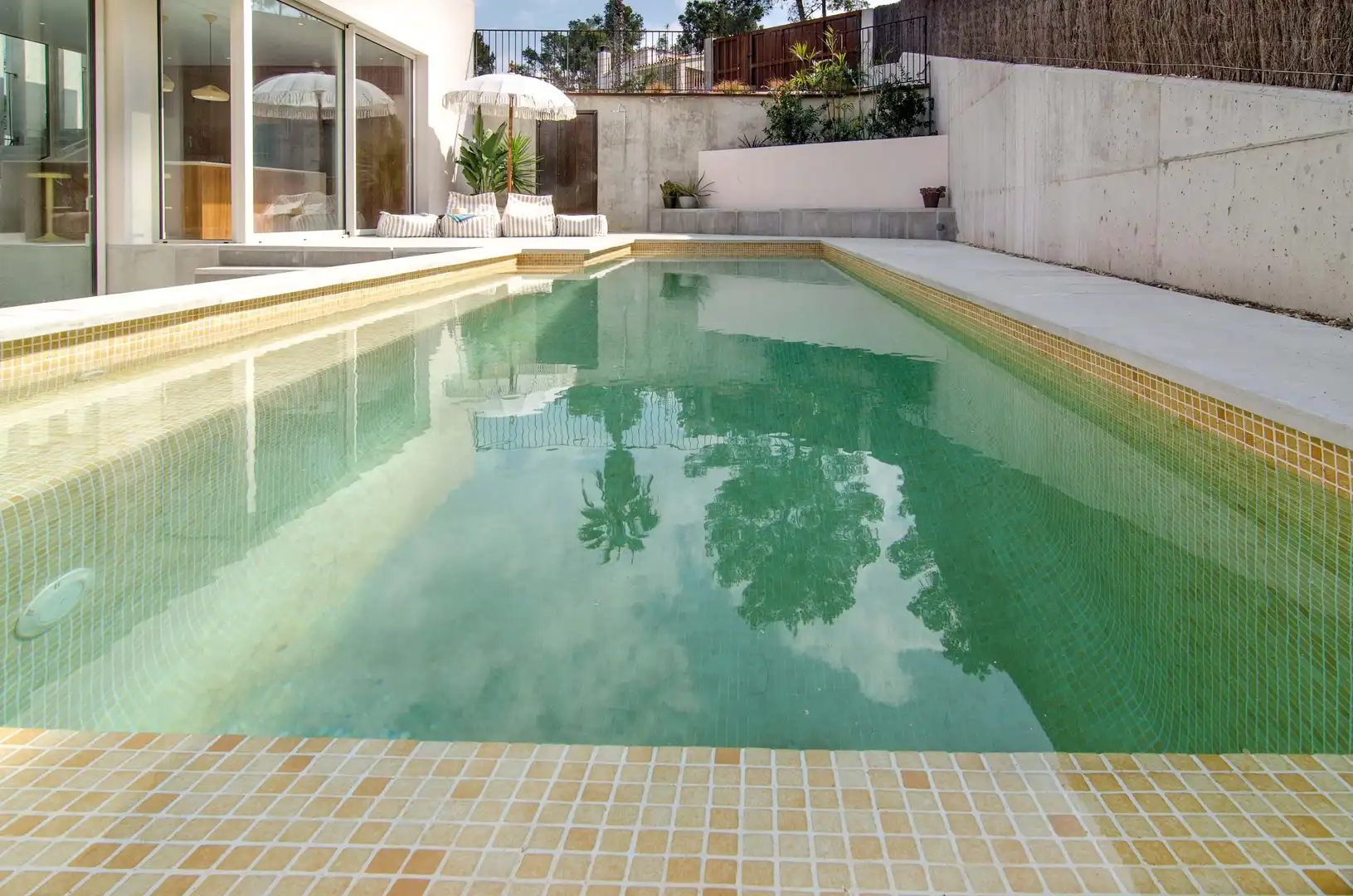 Piscina de Casa o xalet en venda en Sant Pere de Ribes amb Aire condicionat, Calefacció i Terrassa