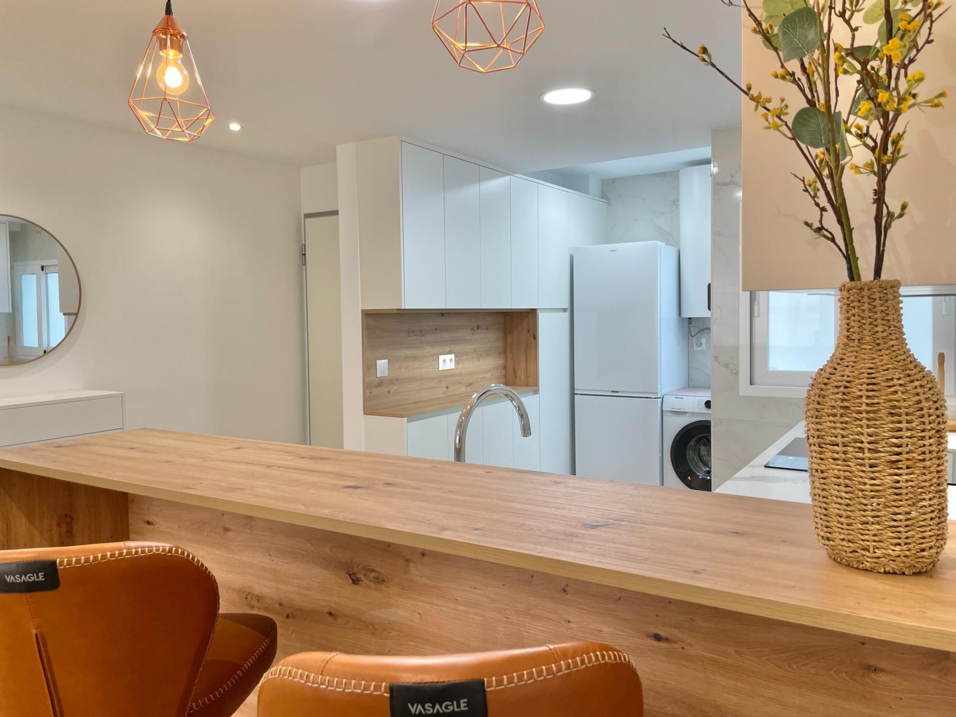 Flat to rent in Calle PINTOR RACIONERO CASTRO, 1, Santa Rosa - Valdeolleros