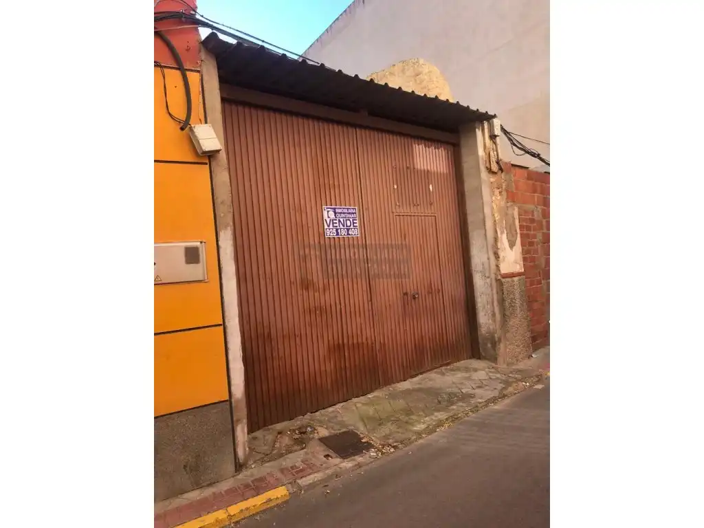 Terrenys i solars en venda a Calle Obra Prima 24