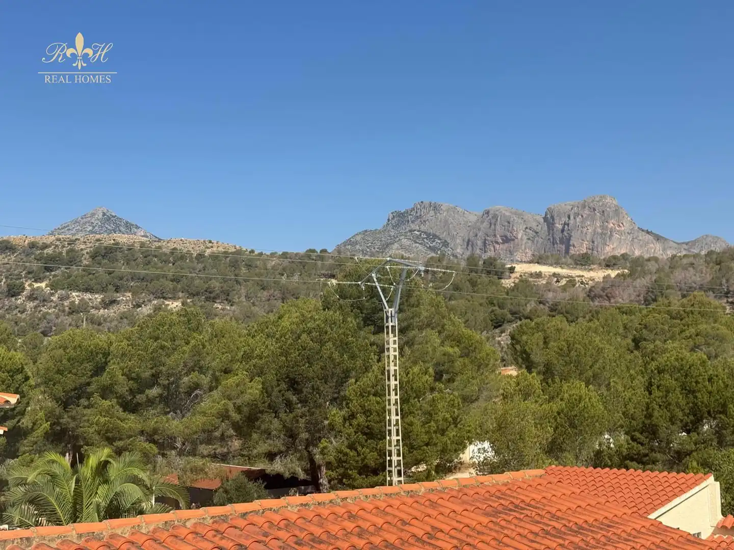 Exterior view of Houses for sale in L'Alfàs del Pi  with Air Conditioner, Heating and Swimming Pool