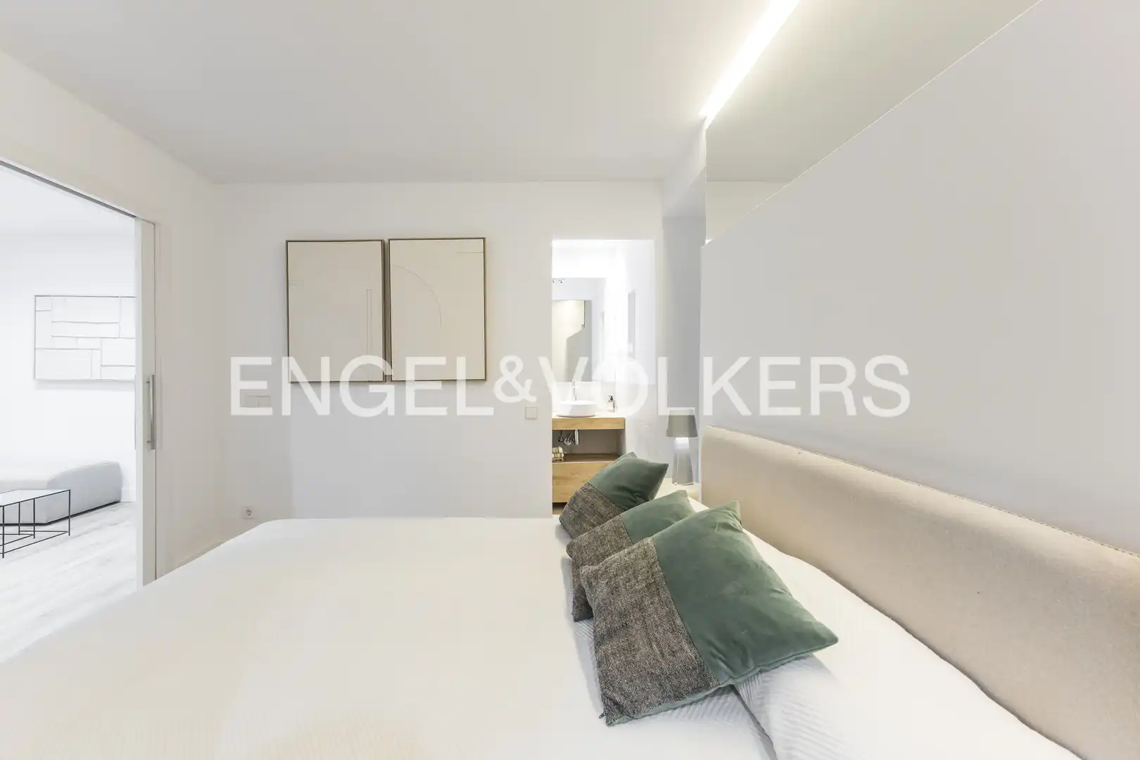 Schlafzimmer von Wohnung zum Verkauf in Madrid mit Heizung und Möbliert