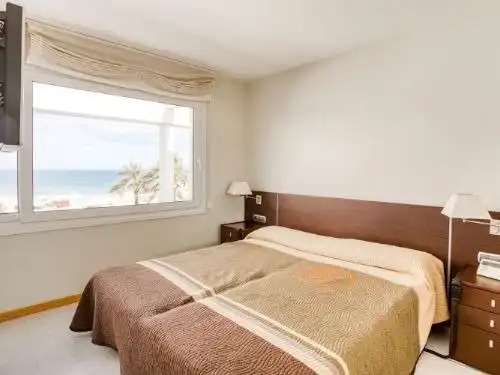 Bedroom of Detached homes for sale in Torredembarra  with Air Conditioner, Private garden and Terrace