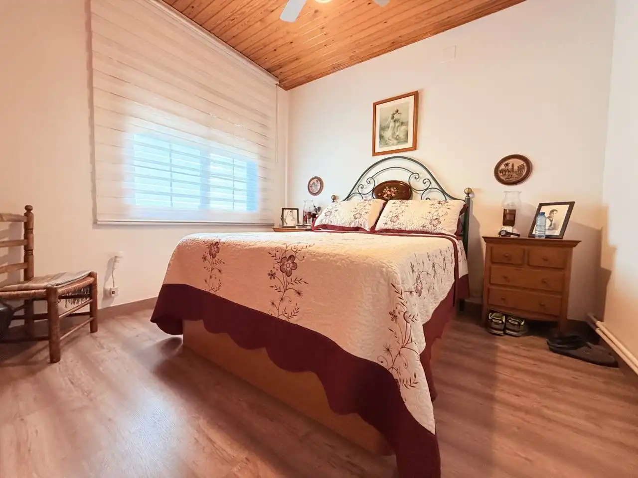 Bedroom of Houses for sale in Riells i Viabrea  with Air Conditioner, Heating and Private garden