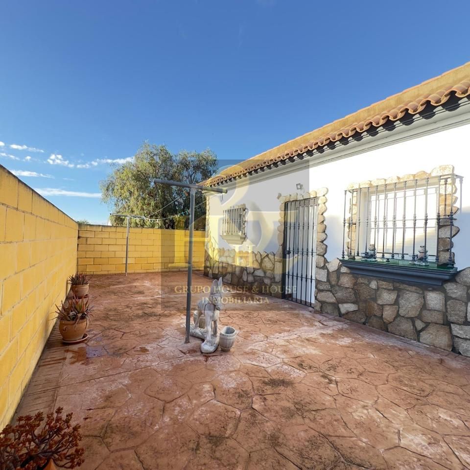 Vista exterior de Casa o chalet en venta en Sanlúcar de Barrameda con Aire acondicionado