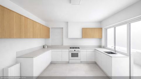 Foto 3 de Pis en venda a Tetuan, 63, A Pobra do Caramiñal, A Coruña