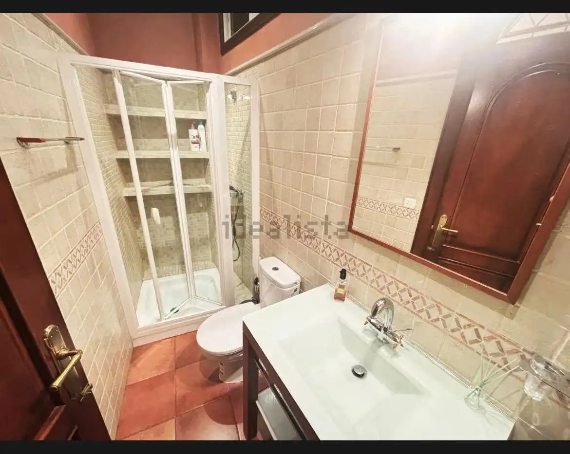 Bany de Apartament en venda en Jerez de la Frontera amb Moblat