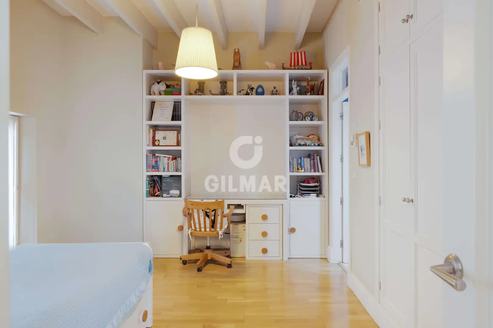 Habitación de Casa o chalet en venta en Sevilla con Calefacción