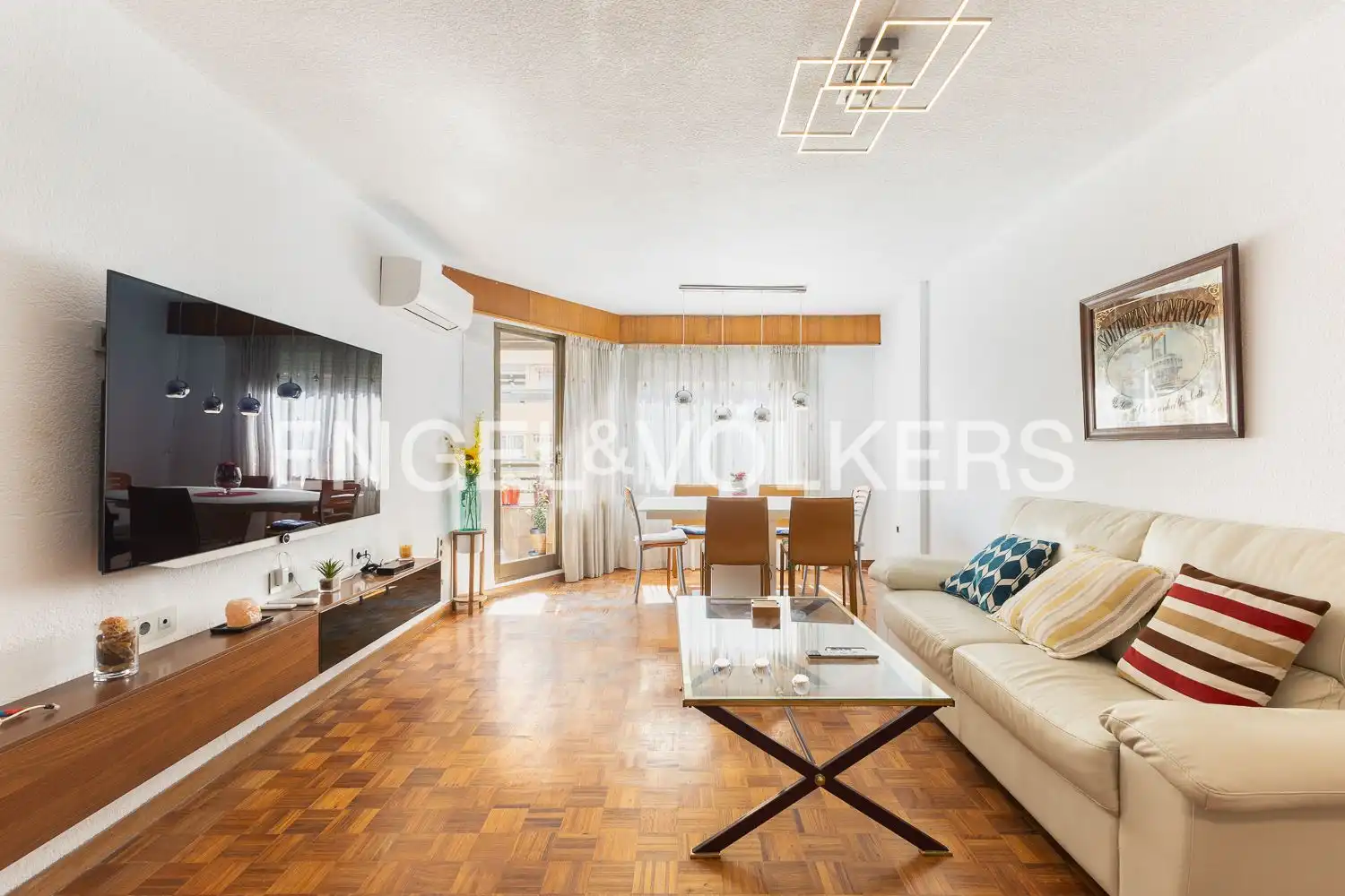 Sala de estar de Piso de alquiler en Valencia con Aire acondicionado, Calefacción y Parquet