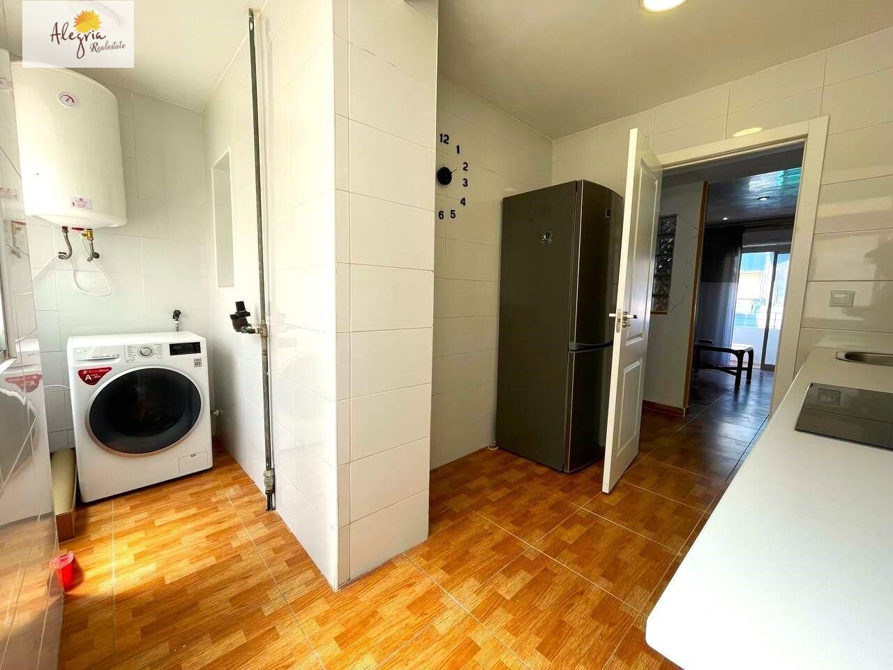 Cuina de Apartament en venda en Alicante / Alacant amb Calefacció, Terrassa i Balcó