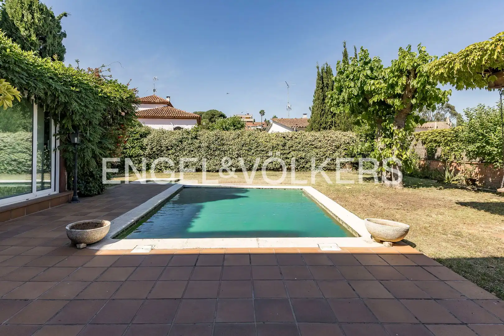 Vista exterior de Casa o xalet en venda en Argentona amb Aire condicionat, Calefacció i Jardí privat