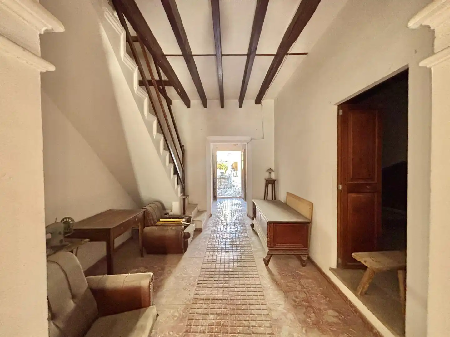 Einfamilien-Reihenhaus zum Verkauf in Llucmajor mit Privatgarten und Balkon