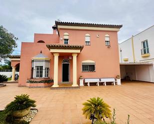 Vista exterior de Casa o xalet en venda en Chiclana de la Frontera amb Aire condicionat, Calefacció i Jardí privat