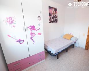 Bedroom of Flat for sale in  Granada Capital