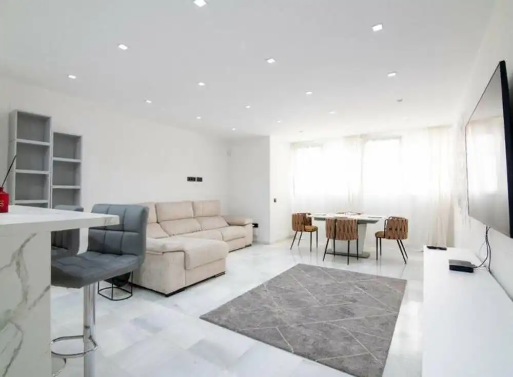 Apartment mit Pool zum Verkauf in Nueva Andalucía, imagen 2