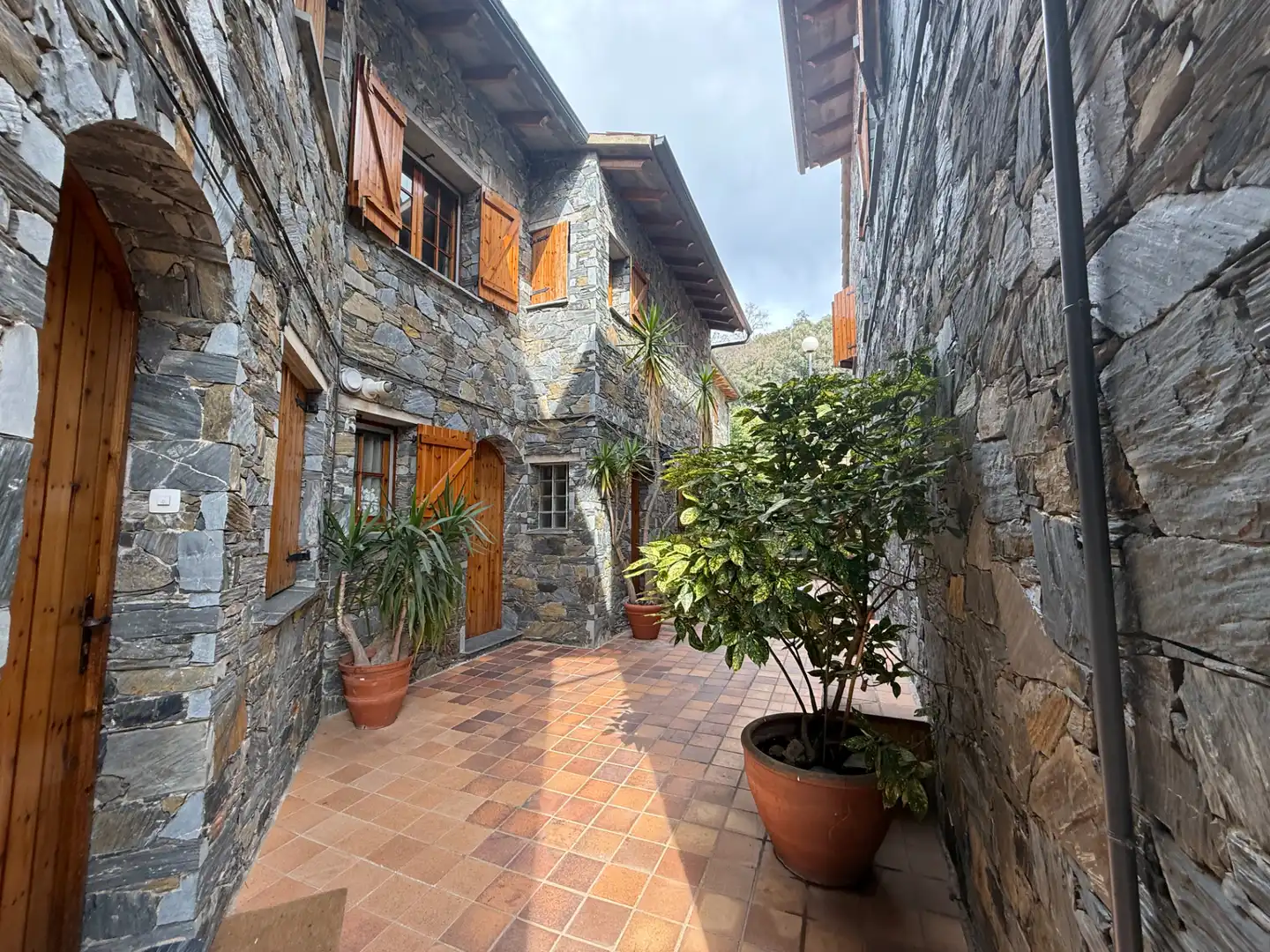 Terraced house with terrace for sale in Passatge Horts del Rector, imagen 3