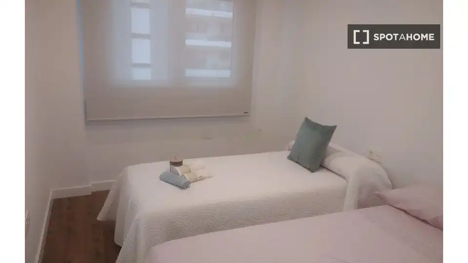 Room in Nueva Almería - Cortijo Grande - Vega de Acá
