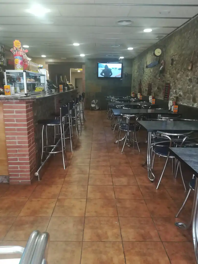 Local en traspaso en Granollers con Aire acondicionado, Calefacción y Terraza