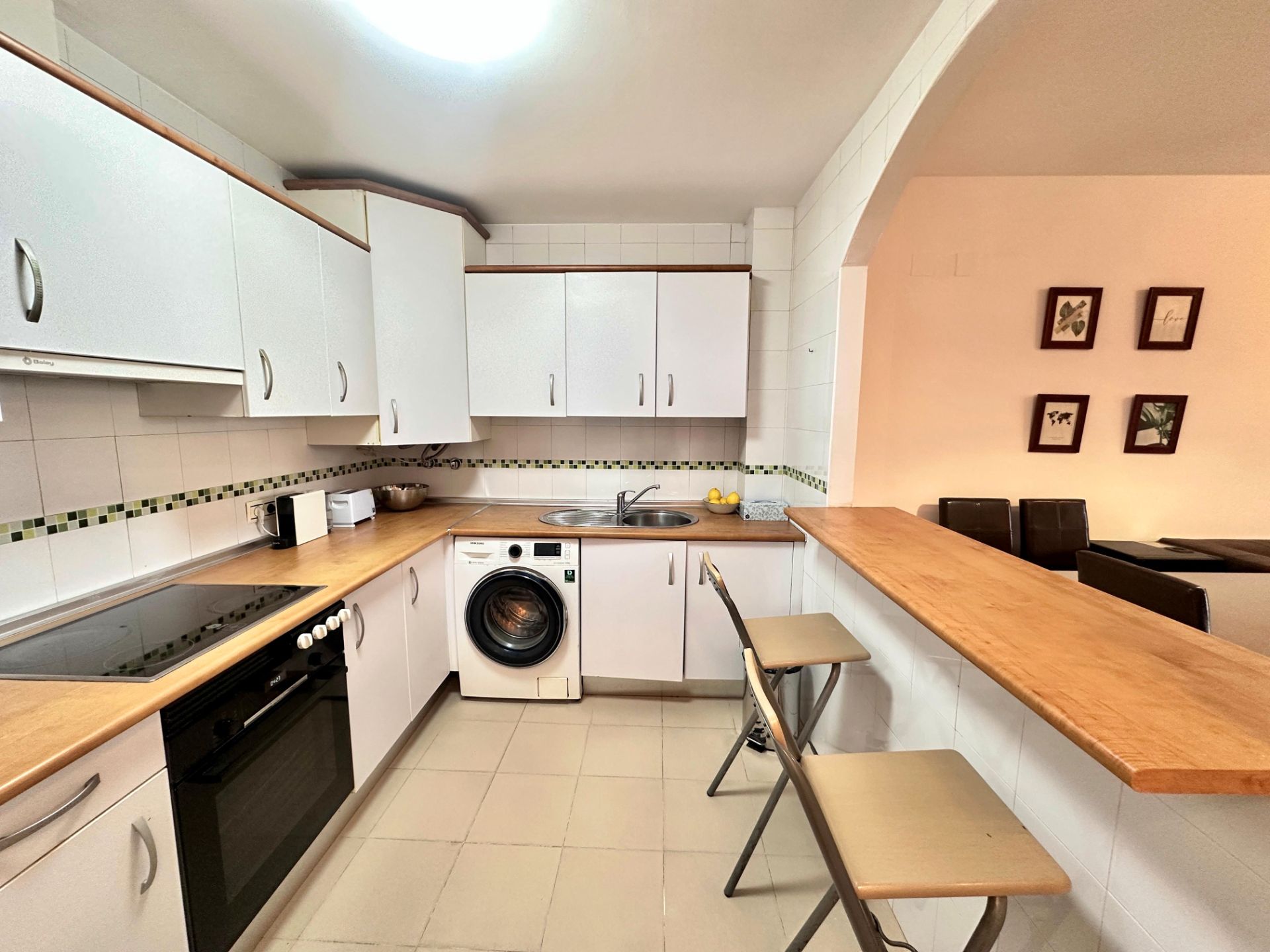 Kitchen of Flat for sale in Fuengirola  with Terrace, Furnished and Community pool