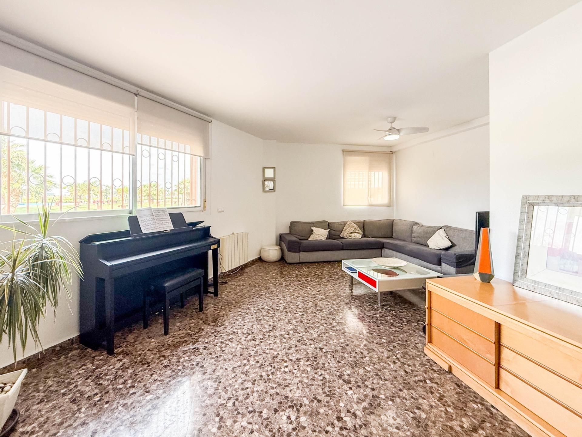 Living room of Flat for sale in Rafelbuñol / Rafelbunyol