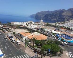 Vista exterior de Àtic de lloguer en Santiago del Teide amb Terrassa