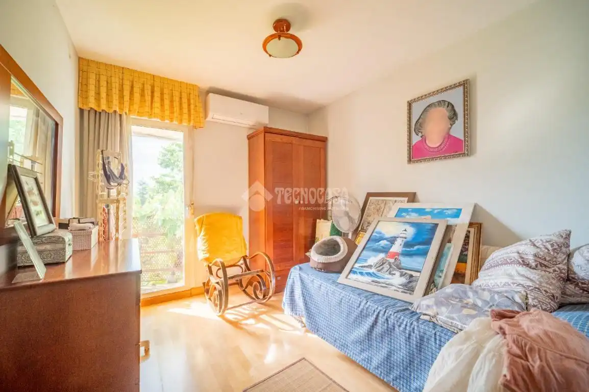Habitación de Casa adosada en venta en Rivas-Vaciamadrid con Aire acondicionado, Calefacción y Jardín privado
