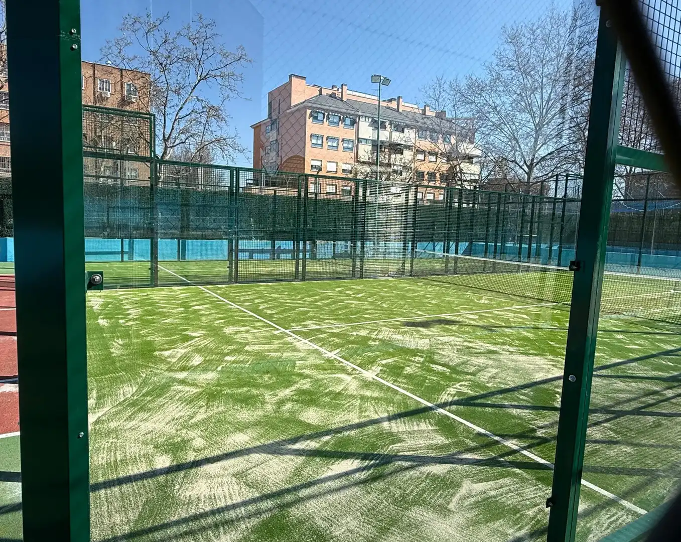 Jardín de Piso en venta en Fuenlabrada con Calefacción y Piscina comunitaria
