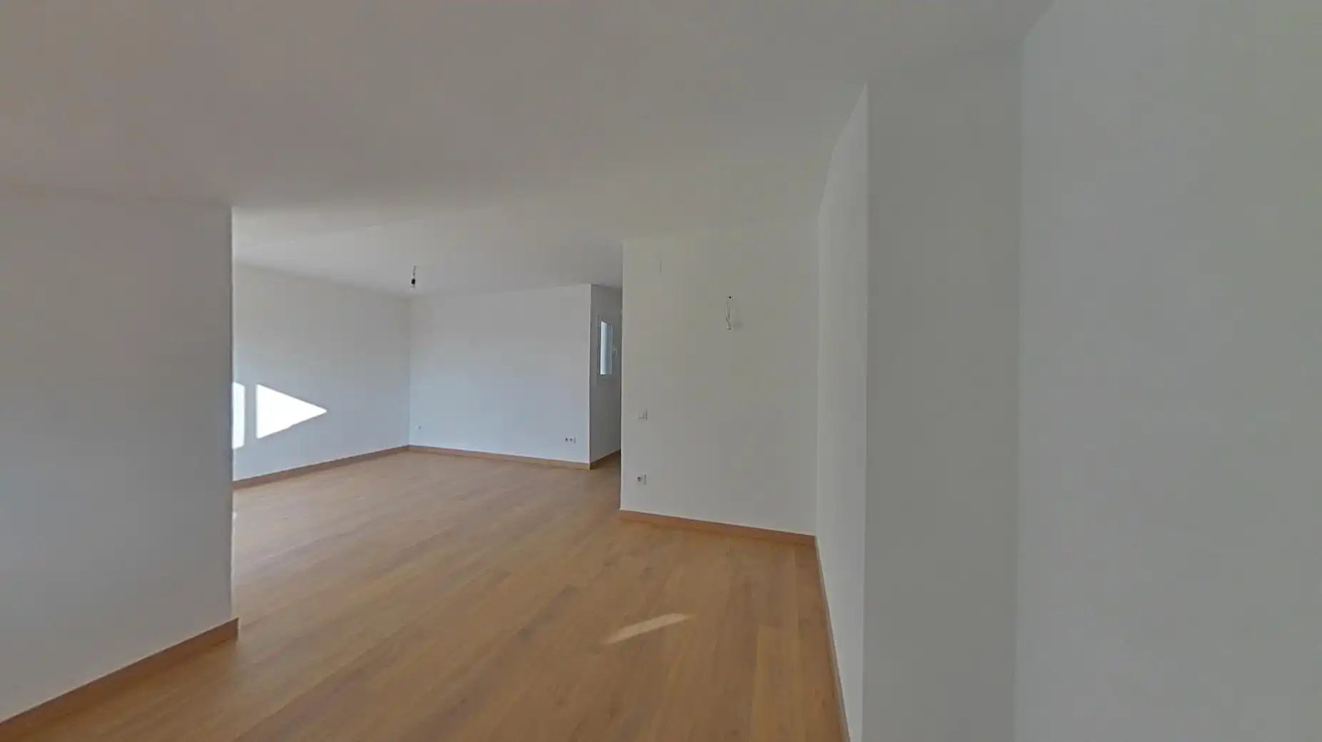 Piso en venta en Av Abat Marcet, Zona Esportiva