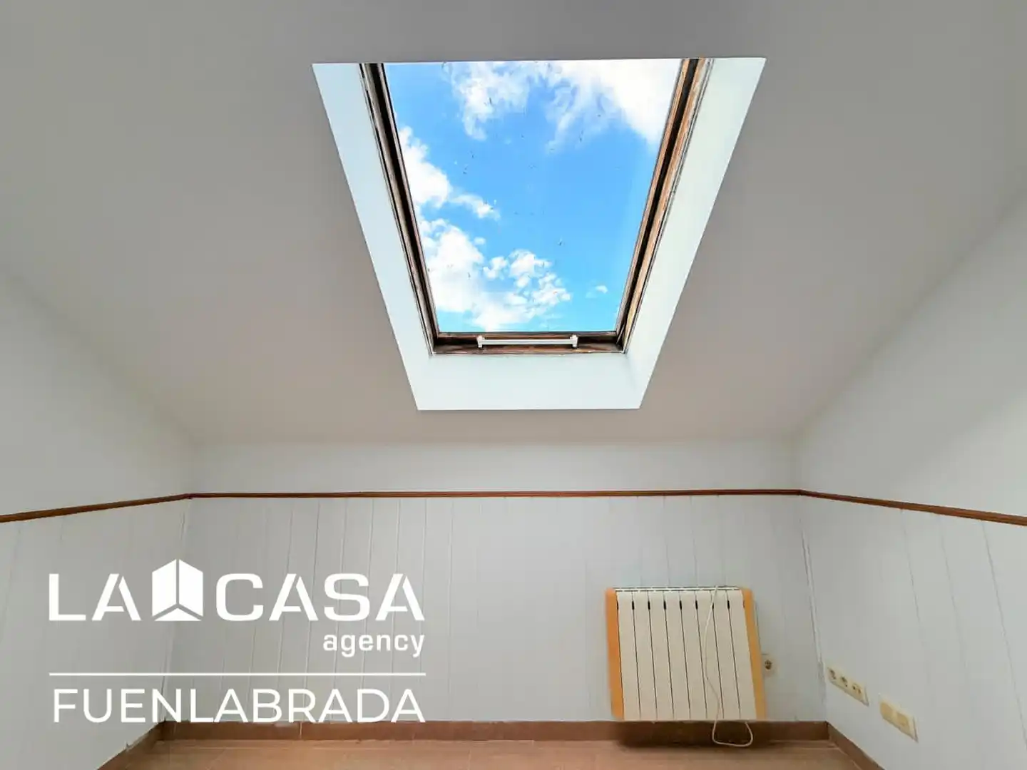 Bedroom of Duplexes for sale in El Viso de San Juan  with Heating, Swimming Pool and Balcony