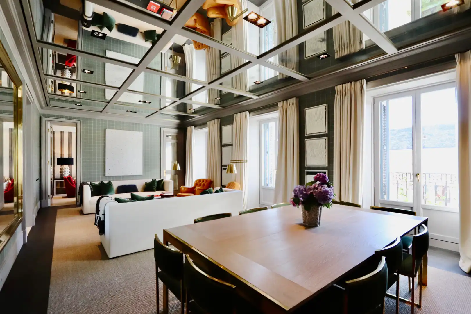 Living room of Flat for sale in Madrid  with Air Conditioner, Heating and Storage room