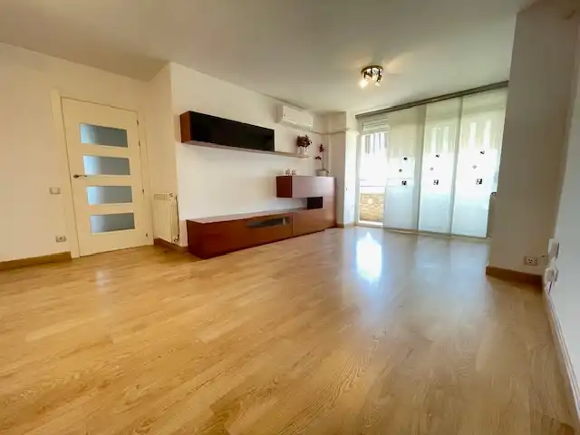 Sala de estar de Piso en venta en Badalona con Aire acondicionado, Calefacción y Parquet