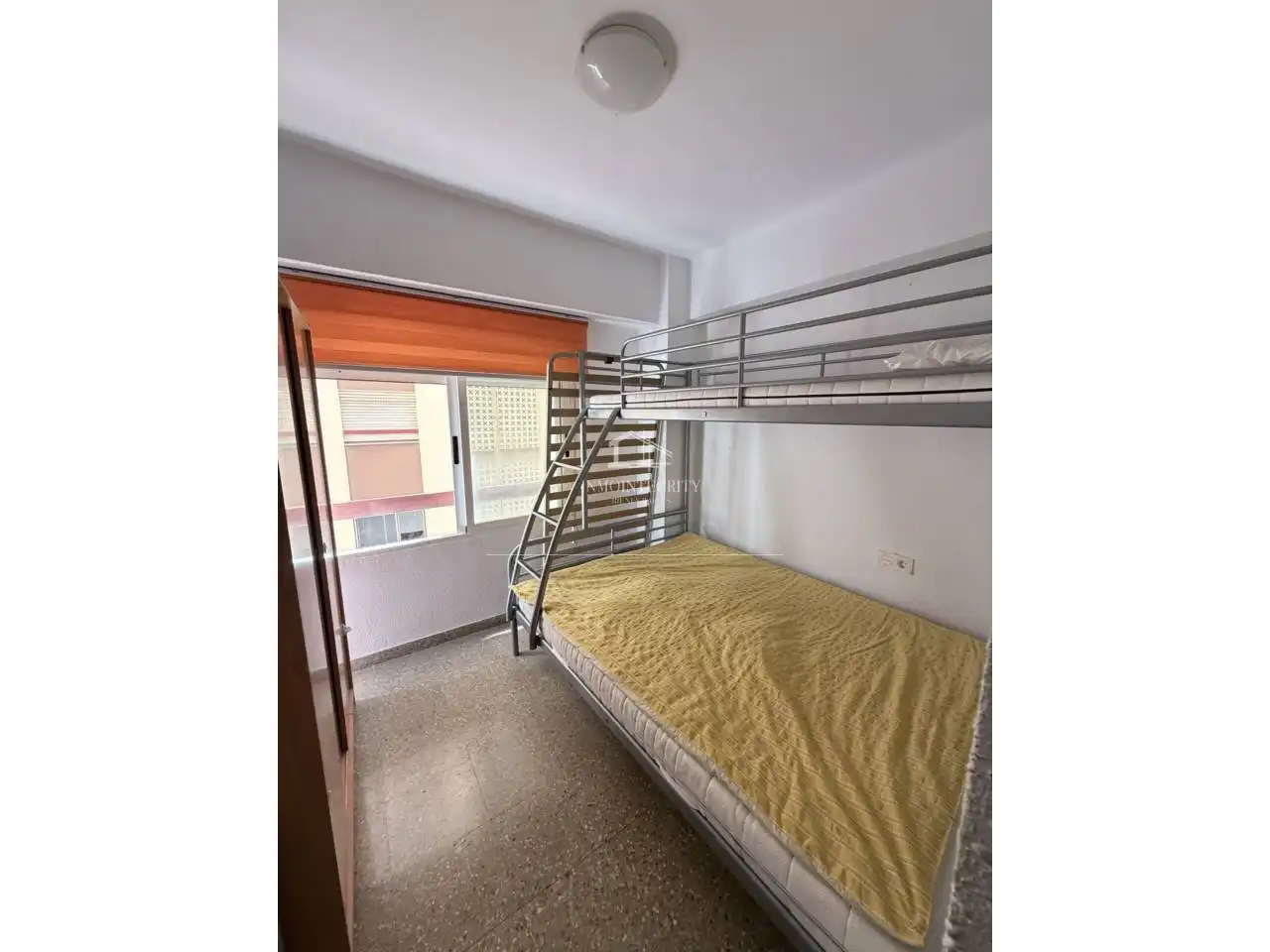 Dormitori de Pis en venda en Castellón de la Plana / Castelló de la Plana amb Aire condicionat, Calefacció i Moblat