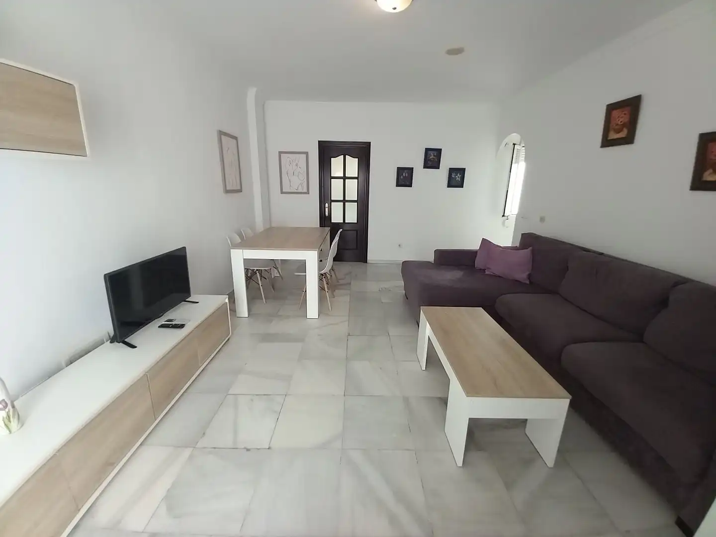 Living room of Flat for rent in Ronda  with Air Conditioner, Heating and Furnished