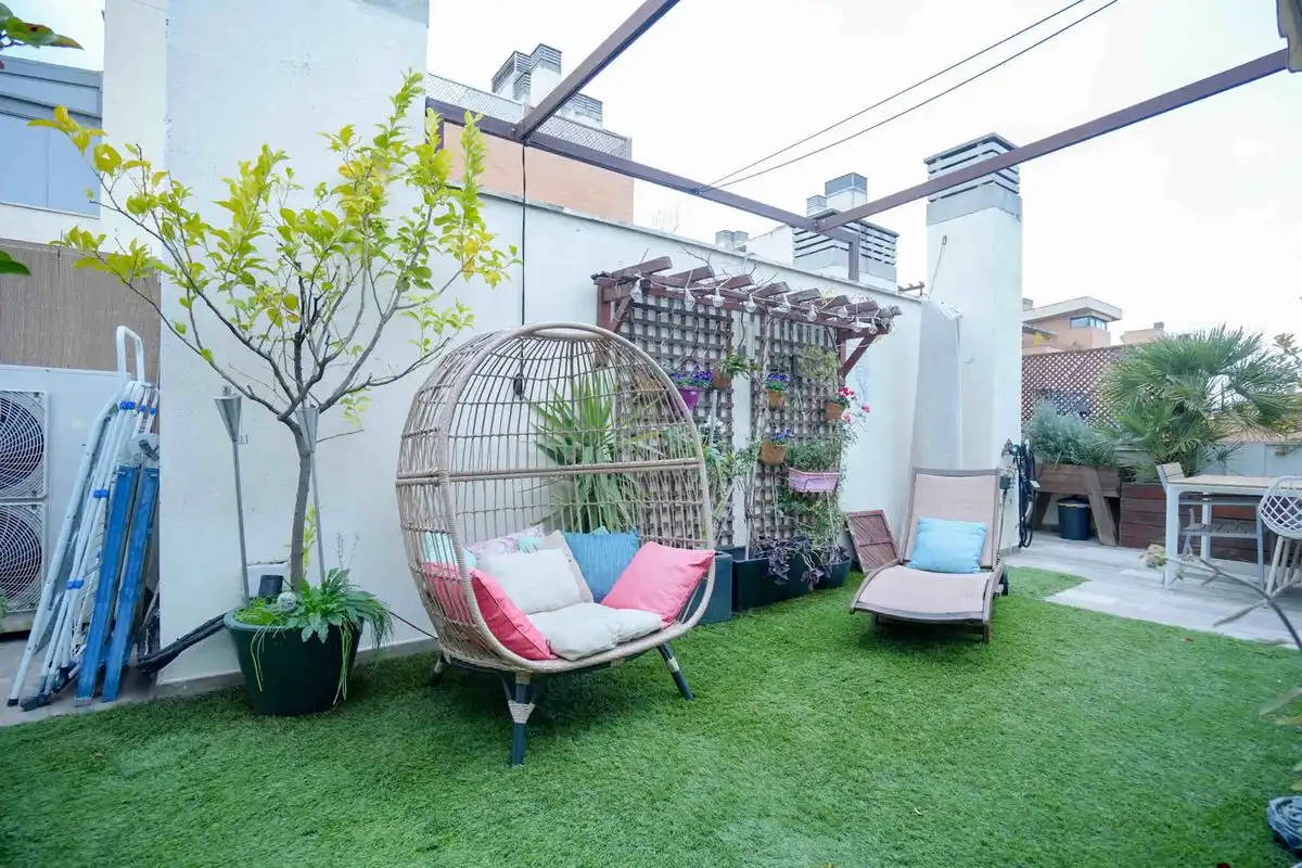 Terrassa de Àtic en venda en Madrid amb Aire condicionat, Calefacció i Jardí privat