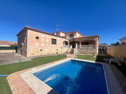 Swimming pool of House or chalet for sale in Argés  with Heating, Private garden and Terrace