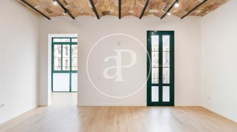 Foto 3 de Pis en venda a Carrer de Rocafort, Sant Antoni,  Barcelona Capital