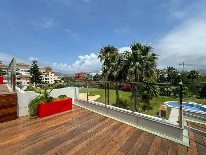 Chalet con piscina en venta en Playa de Granada, imagen 11