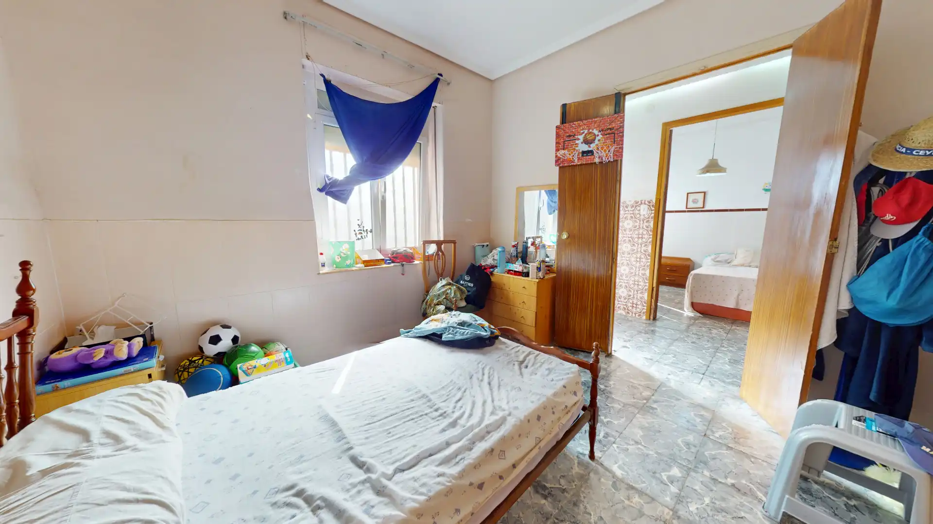 Habitación de Planta baja en venta en Elda