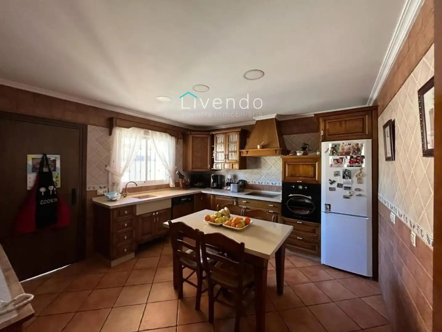Cuina de Casa o xalet en venda en Chiclana de la Frontera amb Terrassa i Traster