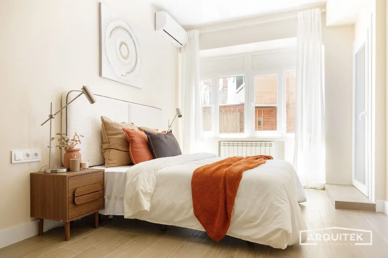Bedroom of Flat for sale in Lleida  with Air Conditioner, Private garden and Terrace