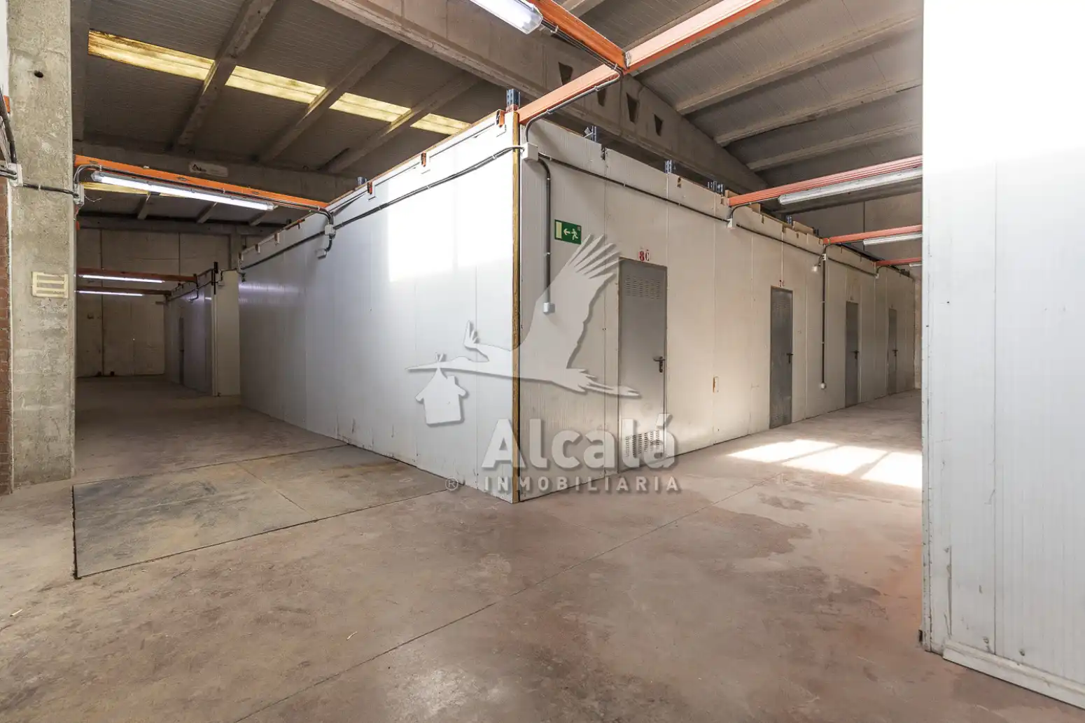Nave industrial en venta en Alcalá de Henares
