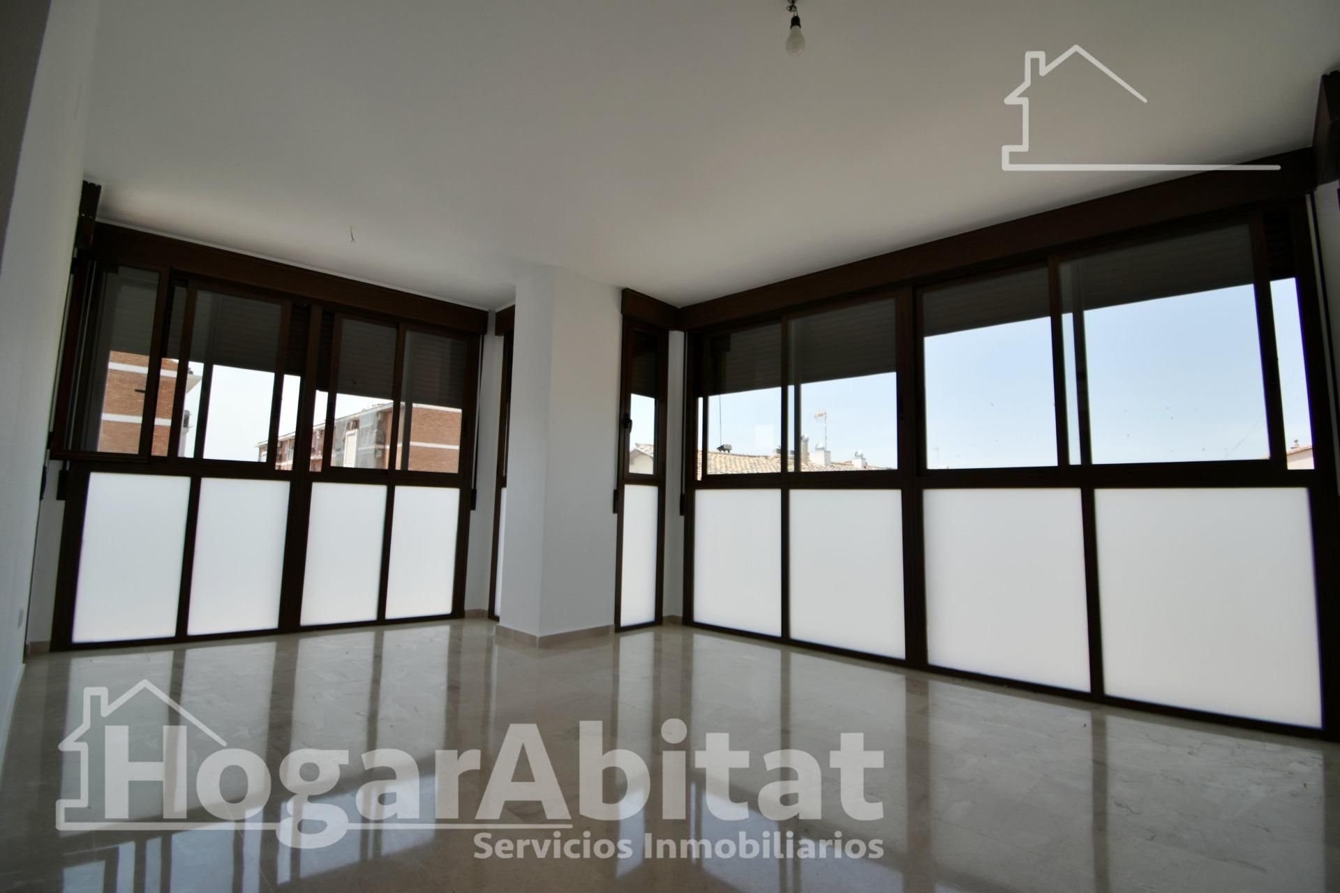 Living room of Flat for sale in Alfara del Patriarca  with Storage room