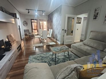 Flat with lift for sale in Adubidxe Kalea