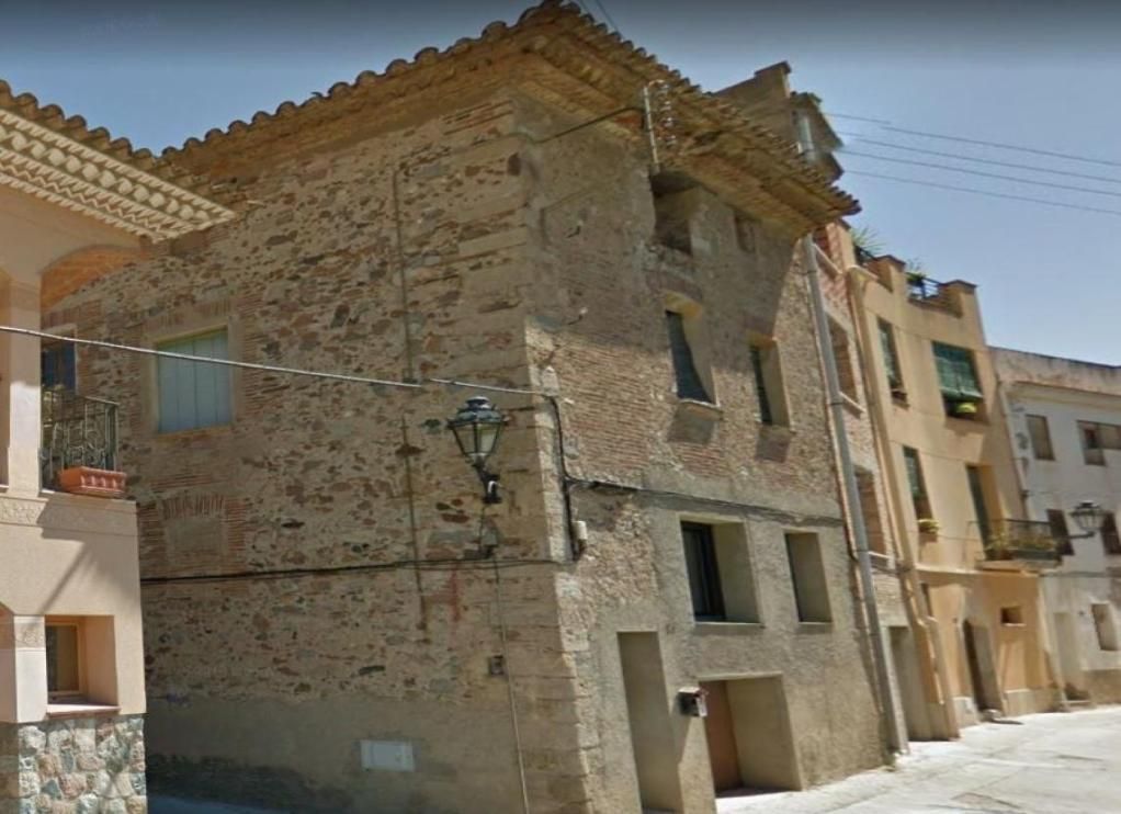 Vista exterior de Traster en venda en Alforja