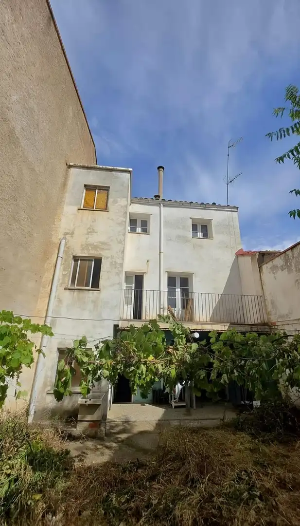 Vista exterior de Casa o xalet en venda en Cariñena amb Terrassa i Balcó