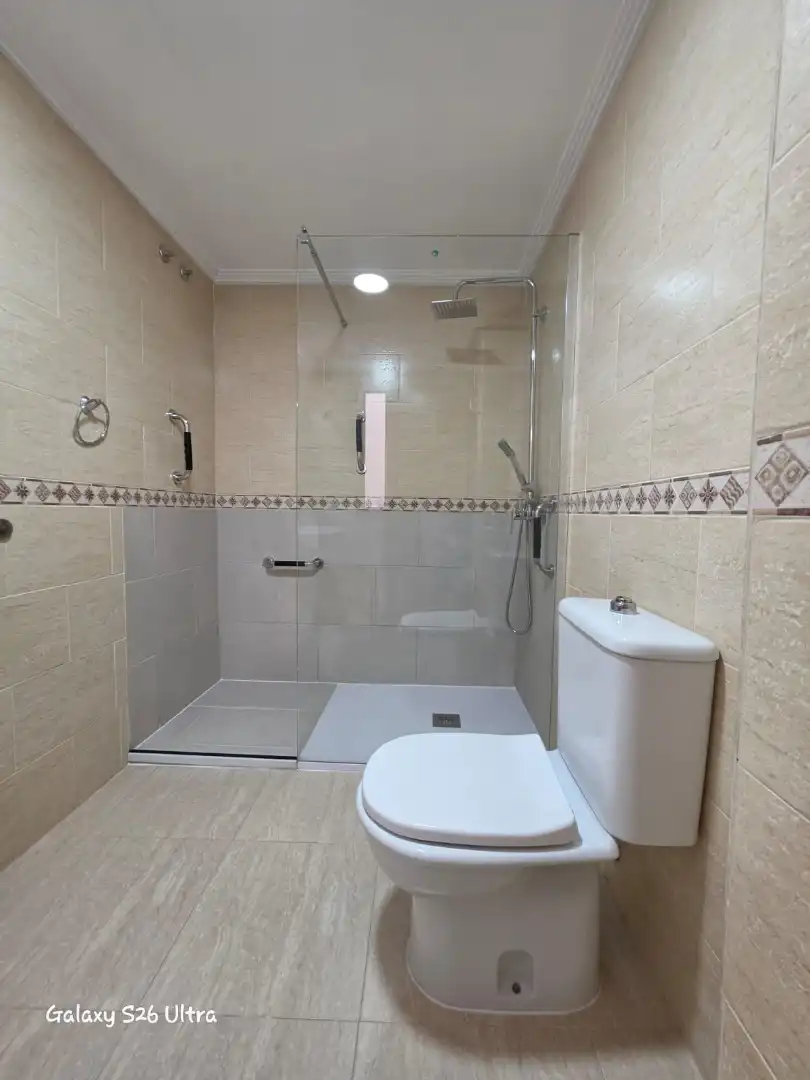 Badezimmer von Wohnung zur Miete in El Pinós / Pinoso mit Terrasse, Möbliert und Gemeinschaftspool